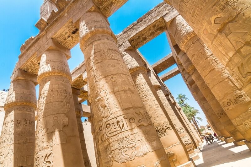 Údolí králů v Luxoru a dechberoucí Karnak